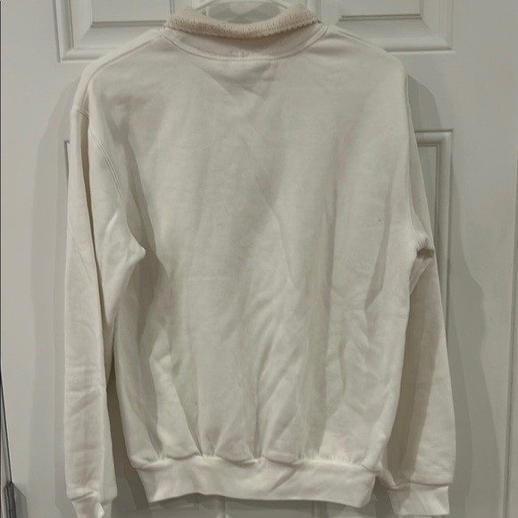 Vintage Floral Embroidered Sweatshirt - Picture 5 of 5